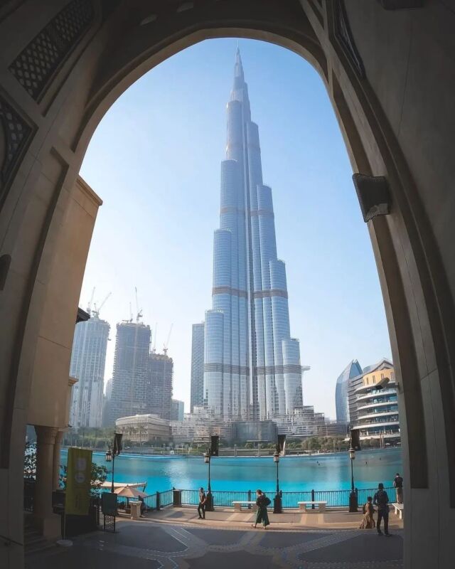📍 Dubaj

A co powiecie na szybki wypad do Dubaju? Zdecydowanie jest to miejsce, które zaskakuje swoim poziomem zurbanizowania i wspaniałą architekturą 🇪🇭

Mieliście okazję odwiedzić Emiraty Arabskie?

Obserwuj @lifestyler.pl by poznać piękne miejsca i hotele na świecie 🌍

Credit: dm

#dubaj#polishtraveller#travelgram #lato #polishtravelblogs #wakacje #pieknewidoki #blogipodroznicze #podróżnicy #podróżemałeiduże #polacywpodrozy #podroz #zwiedzamy #burijkhalifa #wyprawa #podrozemaleiduze #natura #podróże #zwiedzanie #polskiblog #widoki#kapadocja #podróżująceplecy #pocztowkazwakacji #pieknemiejsce #turysta #kochampodróże #podróżowanie #uae#dubai